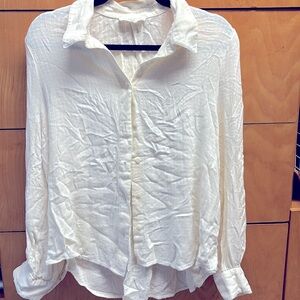 Treasure & Bond creme collared blouse. Size M